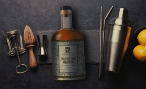 A cocktail making set