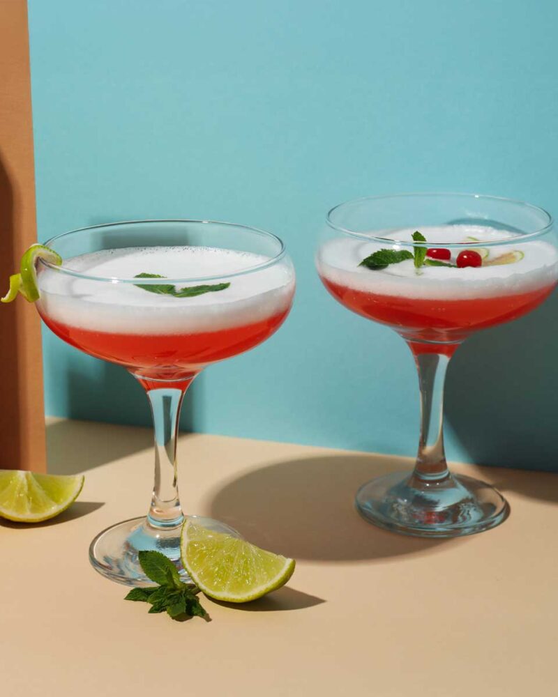 How to make a Cosmopolitan cocktail at home